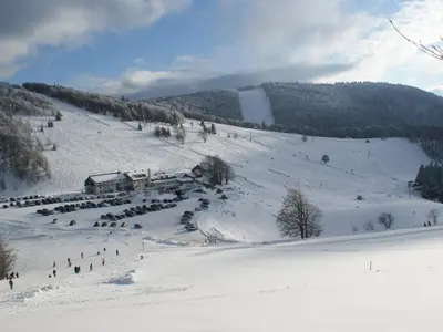 Blick auf die Talstation von Rouge Gazon © Rouge Gazon