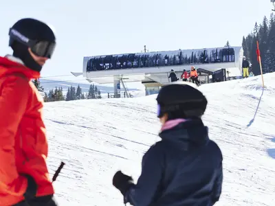 Blick auf die Bergstation © Urs Golling