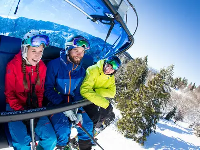 Bei der Fahrt mit dem Sessellift auf dem Feldberg © Liftverbund Feldberg