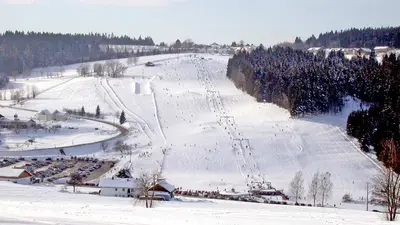 Luftbild Skigebiet Grün-Maibrunn