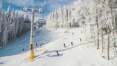 Abfahrt am Skihang Winterberg