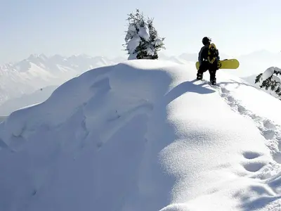 Snowboarder am Horngrat © Hörnerbahn GmbH & Co KG