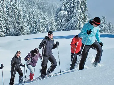 Gruppe Schneeschuhwanderer © Mittagbahn