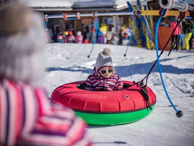 Kinder-Karrussel in Mitterdorf © Martin Sanain
