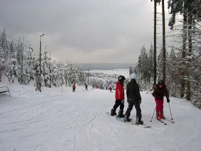 Skifahrer auf dem Berg © Wintersportverein Brotterode