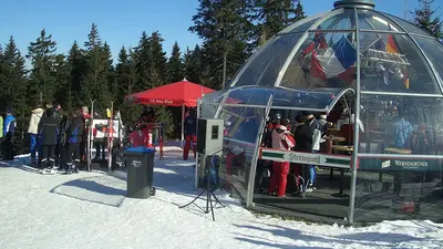 Après-Ski-Hütte bomBARdino in Carlsfeld