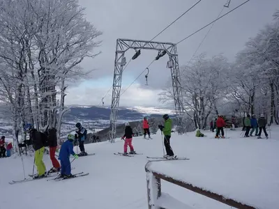 Piste und Lifte © Wintersportzentrum Skilift Kreuzberg