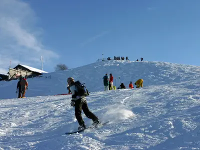 Snowboarden am Hörnle © Hörnle-Schwebebahn GmbH Bad Kohlgrub & Co., Schlepplift KG