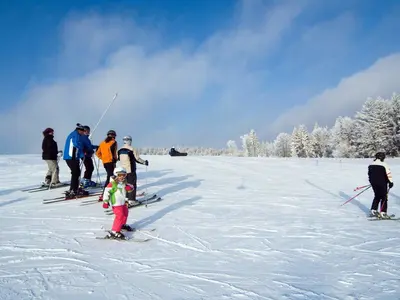 Skifahrer am Steinberg © www.steinberglift.de