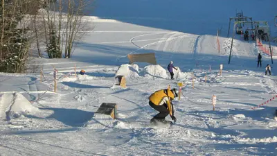 Snowboarder im FunPark Haidmühle