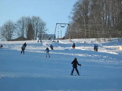Skifahrer auf der Piste © Tourist-Info Haidmühle