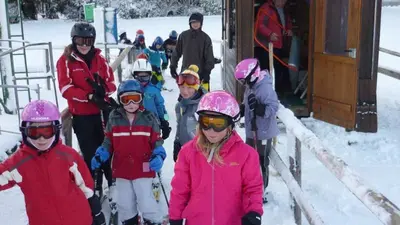 Kinder an der Talstation Felderhalde