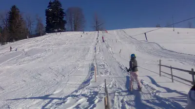 Lift und Piste am Skilift Petersthal
