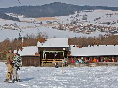 Skihütte © Markt Falkenstein