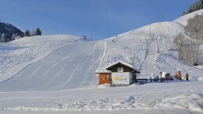 Piste und Talstation Röfleuten