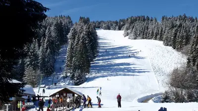 Talstation mit Piste