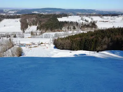 Blick von der Piste ins Tal © Oedberglift