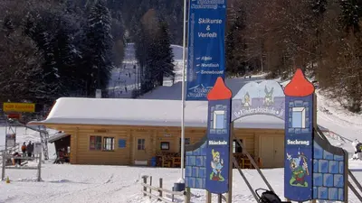 Einkang zur Kinderskischule