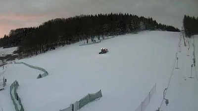 Pistenbulli im Skigebiet Rugiswalde