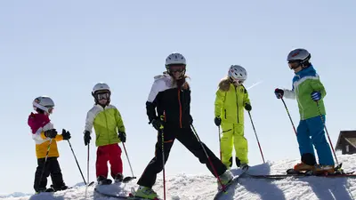 Kinder auf der Piste
