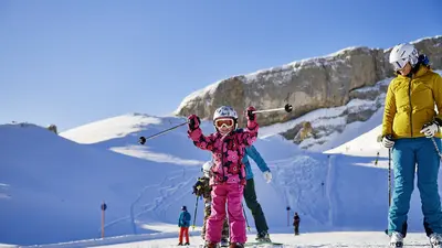 Skifahren mit Familie am Ifen