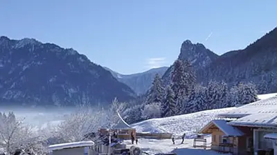 Verschneite Steckenberg Alm