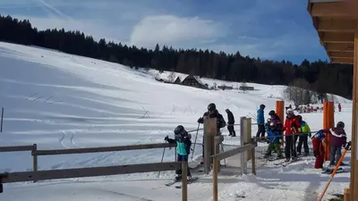 Impressionen aus dem Skigebiet Skilift Thurner