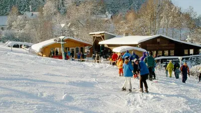 Talstation und Skihütte