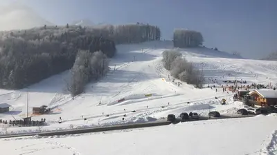 Blick auf die familienfreundliche Pisten der Kessellifte