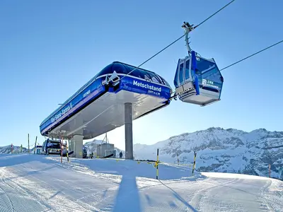 Blick auf die Bergstation des Metschstandexpresses in Adelboden © Skiregion Adelboden-Lenk