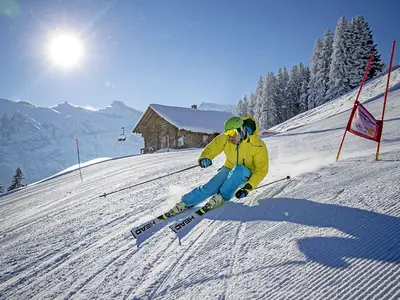 Skifahrer auf der Skimovie-Strecke in Adelboden © Skiregion Adelboden-Lenk