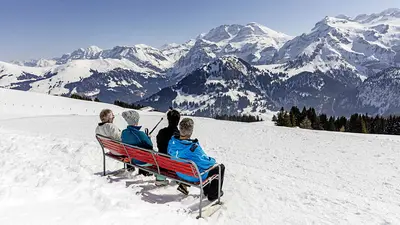 Verschnaufpause beim Winterwandern in der Skiregion Adelboden-Lenk