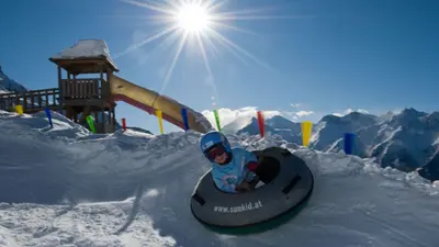 Snowtubing im Skigebiet Grächen
