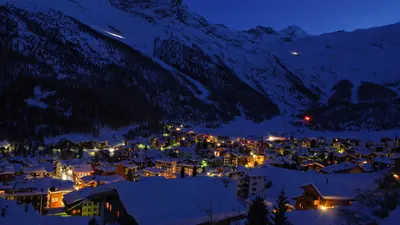 Saas Fee bei Nacht