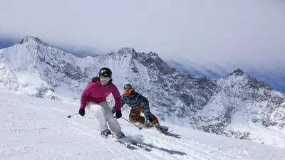 Skifahrer in Saas Fee