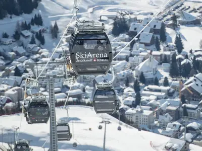 Gondeln des Gütsch-Express in Andermatt-Sedrun © Andermatt-Sedrun Sport AG