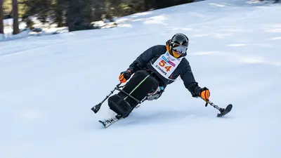 Monoski beim Event Königs-Skitag am Rossweid
