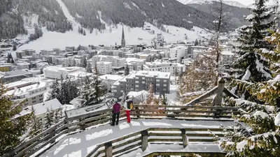Winterwandern auf der Hohen Promenade in Davos