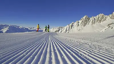 Snowboarder in Disentis