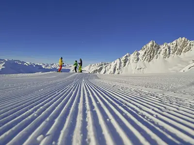 Snowboarder in Disentis © Graubünden Ferien, Stefan Schlumpf