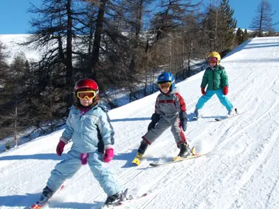 Kinderski in Visperterminen © Heidadorf Visperterminen Tourismus