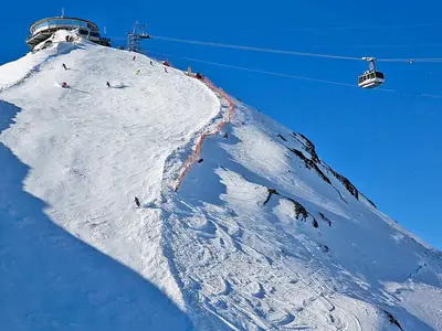 Blick auf Piste Nr. 10, die steilste Piste im Jungfrau Gebiet © Markus Zimmermann, Schilthornbahn AG