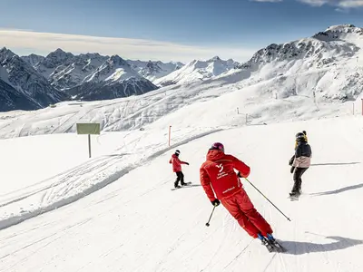 Skifahren in Scuol Motta Naluns © Bergbahnen Scuol / Andrea Badrutt