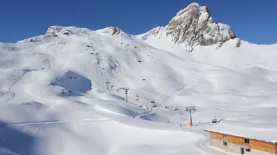 Blick auf das Skigebiet Flumserberg