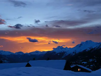 Dämmerung über den Bergen bei Belalp © perretfoto.ch