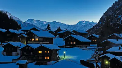 Das Dorf Belalp bei Nacht