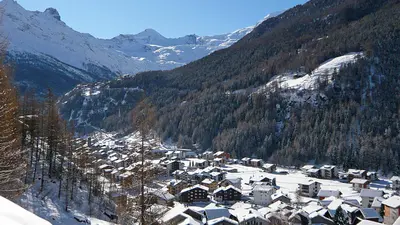 Blick auf Saas-Grund