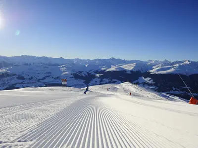 Snowboarder auf der Piste © Bergbahnen Brigels Waltensburg Andiast AG