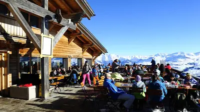 Sonnenterrasse Bergrestaurant Alp Dado