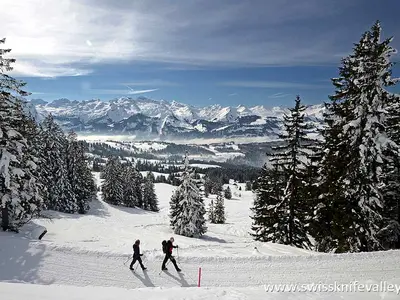 Winterwanderer © Mythenregion AG; Marcel Murri